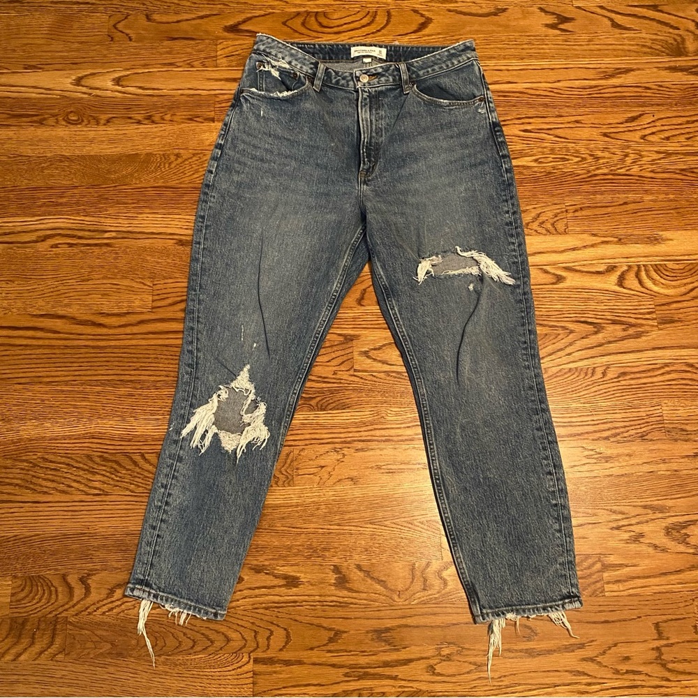 Abercrombie Curve Love High Rise Mom Jean